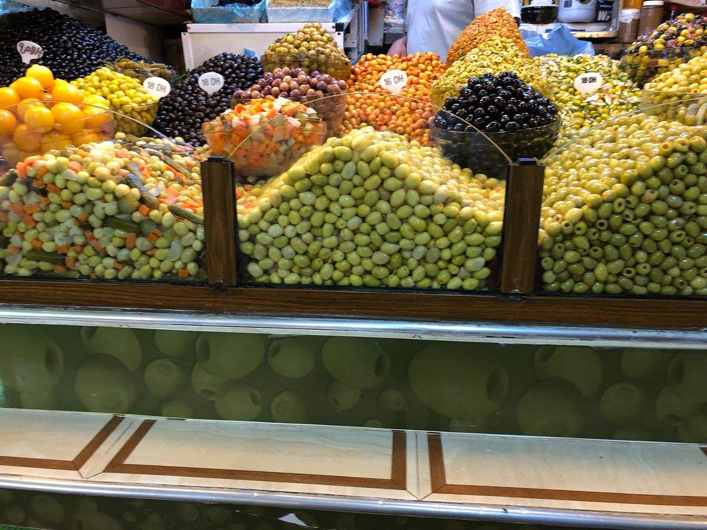 Gallery - traditional groceries in Tangier