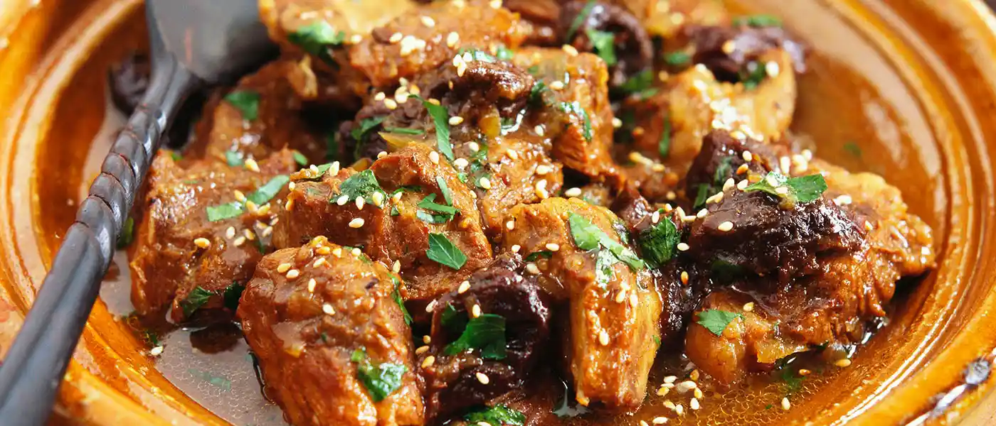Things to do in Morocco - Moroccan cuisine - Moroccan Tajine - Tour of Tangier